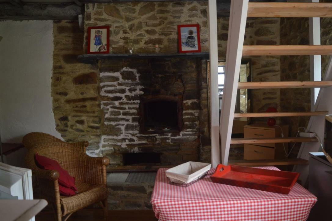 Bed and Breakfast Qui Vivra Verra Le Mesnil-Amey Exterior foto